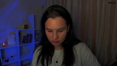 Snapshot of luvmeeow chatting on 09.11.25 Ann online show from 09.11.25