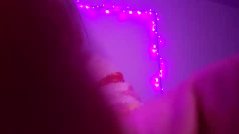 Snapshot of lux_lover69 chatting on 11.17.25 lux_lover69 online show from 11.17.25