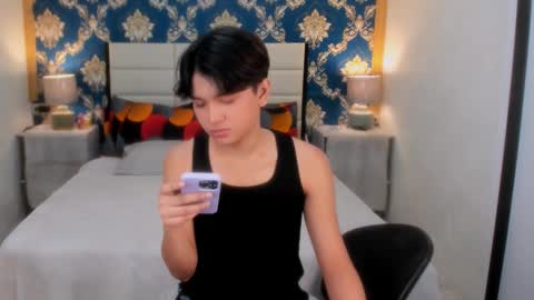 queen lux online show from 03.04.25