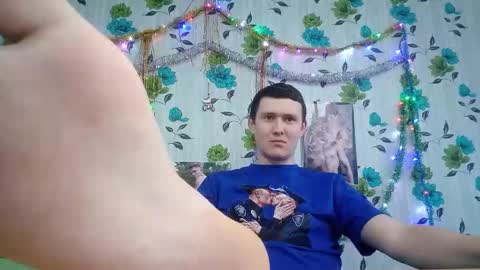 Snapshot of luxeboy_ chatting on 02.09.26 Mike online show from 02.09.26