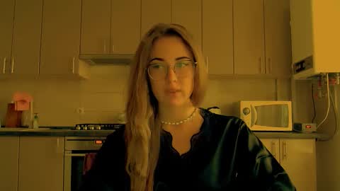 Katie online show from 09.12.25