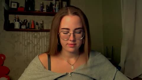 Katie online show from 11.18.25