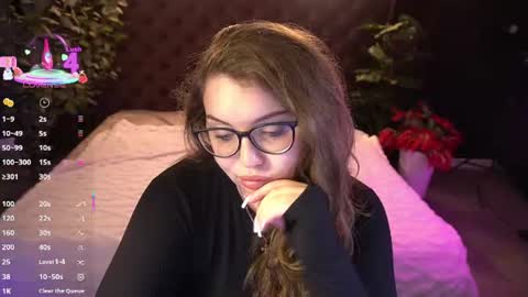 Snapshot of luxsopphia_ chatting on 06.26.26 luxsopphia_ online show from 06.26.26