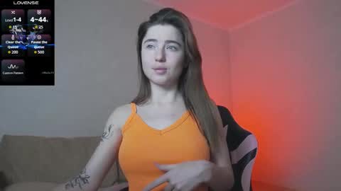 Snapshot of luxuryalma18 chatting on 12.02.25 Alma online show from 12.02.25