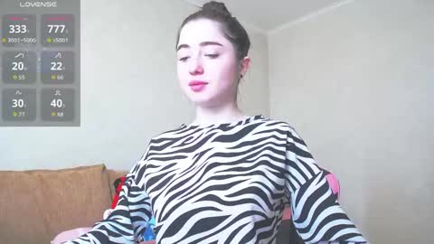 Snapshot of luxuryalma18 chatting on 05.05.26 Alma online show from 05.05.26