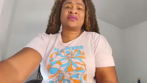 Snapshot of luxy_benet chatting on 03.20.26 Big Benet online show from 03.20.26