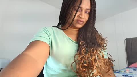 Snapshot of luxy_benet chatting on 04.03.26 Big Benet online show from 04.03.26