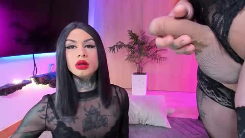 Lucy and Kristhy online show from 01.08.26