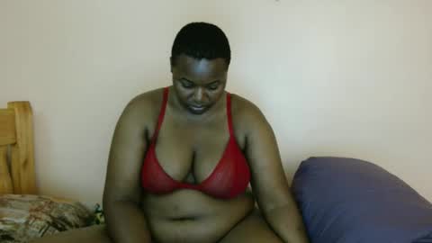 Snapshot of luzremi chatting on 05.01.26 luzremi online show from 05.01.26