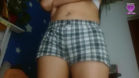 Snapshot of luzzy_cam chatting on 06.11.26 luzzy I hope your visit and that we manage to get very hot online show from 06.11.26