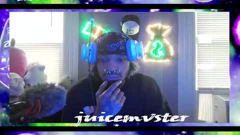 Snapshot of lxrdhxkvgemvsterjuice chatting on 10.09.25 lxrdhxkvgemvsterjuice online show from 10.09.25