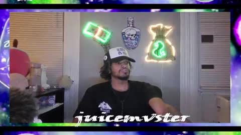 Snapshot of lxrdhxkvgemvsterjuice chatting on 10.15.25 lxrdhxkvgemvsterjuice online show from 10.15.25
