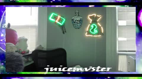 Snapshot of lxrdhxkvgemvsterjuice chatting on 10.16.25 lxrdhxkvgemvsterjuice online show from 10.16.25