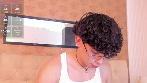 Snapshot of lyan_twink chatting on 05.01.26 Lyan online show from 05.01.26
