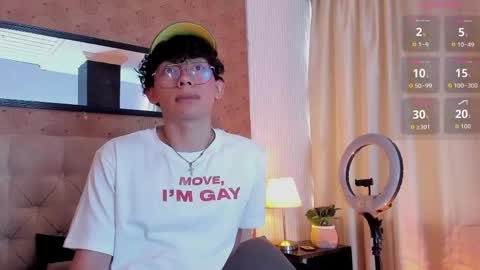 Snapshot of lyan_twink chatting on 05.19.26 Lyan online show from 05.19.26