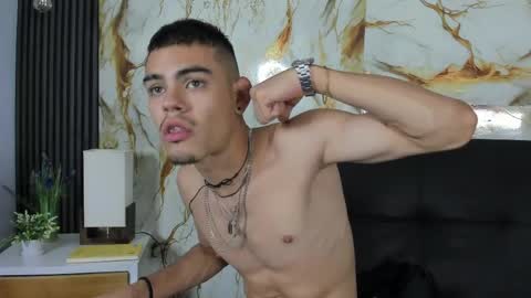 Snapshot of lycan_fox chatting on 05.31.26 TELL ME LYCAN online show from 05.31.26