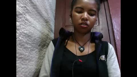 Snapshot of lydialarin chatting on 09.12.25 Lydiah online show from 09.12.25