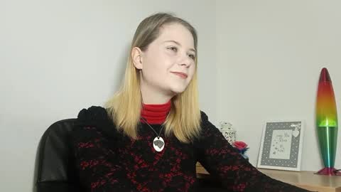 Lydia online show from 09.11.25