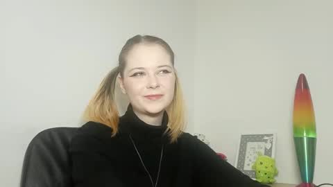 Lydia online show from 10.02.25