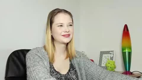 Lydia online show from 10.07.25