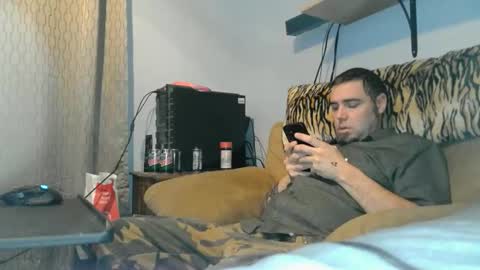 Snapshot of lyinnexx1 chatting on 01.18.26 slut slave lol online show from 01.18.26