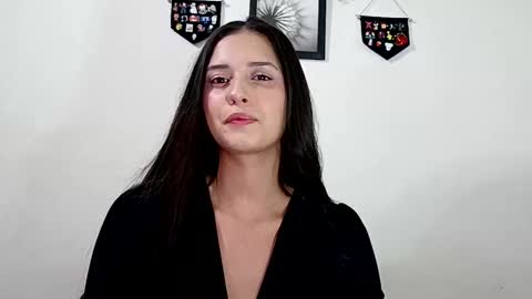 Snapshot of lyla205 chatting on 02.21.25 lyla online show from 02.21.25