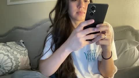 Olivia online show from 01.23.25