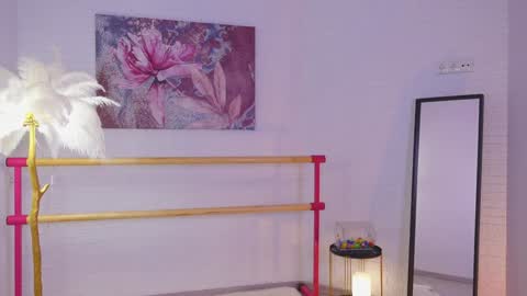 Lyly   online show from 01.21.25