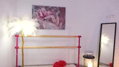 Lyly   online show from 02.14.25