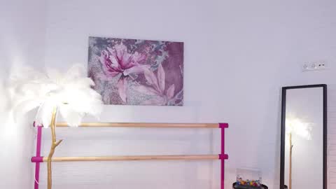 Lyly   online show from 02.17.25