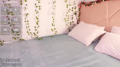 Lyly   online show from 11.15.25