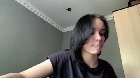 Snapshot of lynettawiseman chatting on 05.29.26 Eva online show from 05.29.26