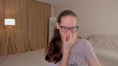 Sara online show from 10.24.25