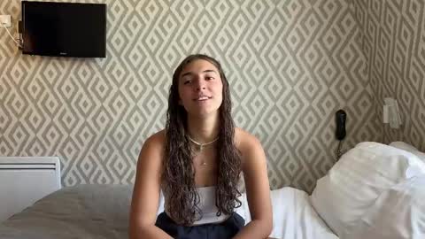  LYNN  online show from 04.24.26