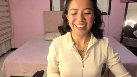 lynn_turner_ online show from 04.07.26