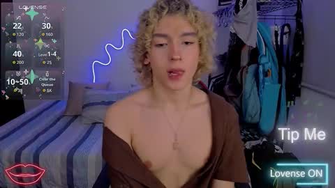 Lyric online show from 12.02.25