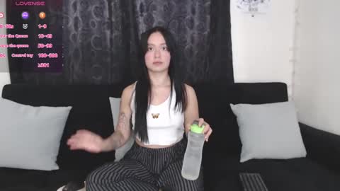 Snapshot of lyshana chatting on 03.07.25 lyshana online show from 03.07.25