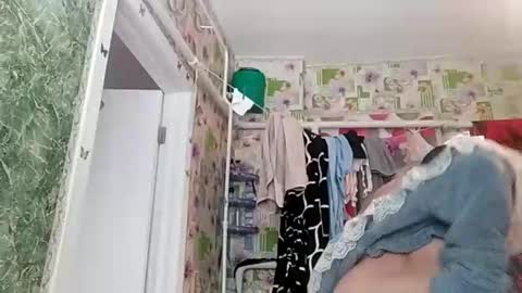 Snapshot of lyxbabylove chatting on 12.29.24 LyxBabyLove online show from 12.29.24