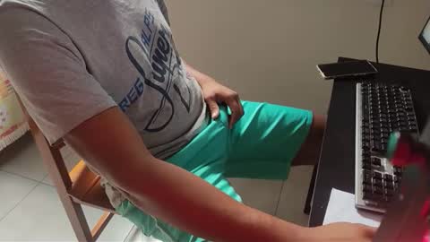 m0ren01995 online show from 01.18.26