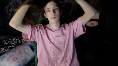 Snapshot of m1shq chatting on 02.28.25 m1shq online show from 02.28.25