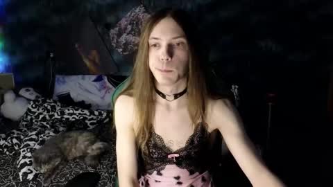 Snapshot of m1shq chatting on 03.01.25 m1shq online show from 03.01.25