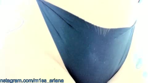 Snapshot of m1ss_ariana chatting on 02.15.25 Ariana online show from 02.15.25