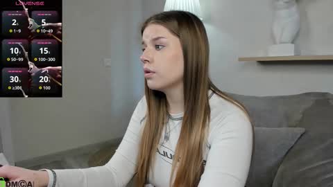 Snapshot of m1ss_wendy chatting on 02.12.26 Amber online show from 02.12.26