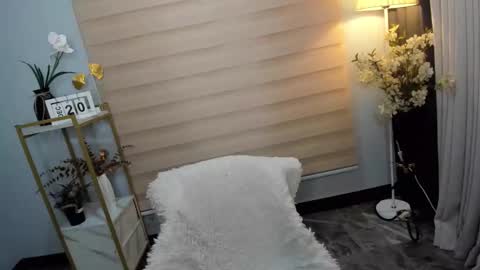 Snapshot of m1ssjanelana69 chatting on 12.20.24 Janelovesu online show from 12.20.24