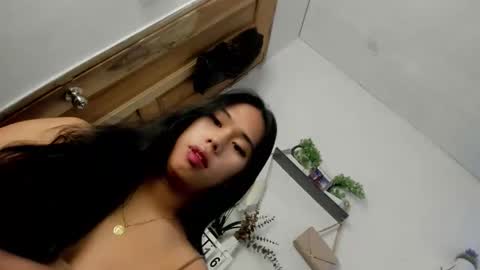 Snapshot of m1ssjanelana69 chatting on 05.15.26 Janelovesu online show from 05.15.26