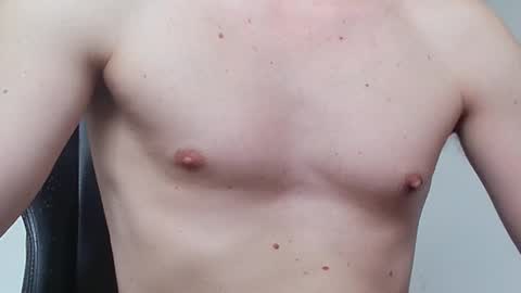 Snapshot of m3n1c chatting on 03.16.26 m3n1c online show from 03.16.26