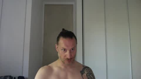 Snapshot of m4rduk81 chatting on 05.13.26 m4rduk online show from 05.13.26