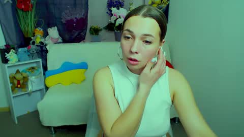 Vikki online show from 04.19.26
