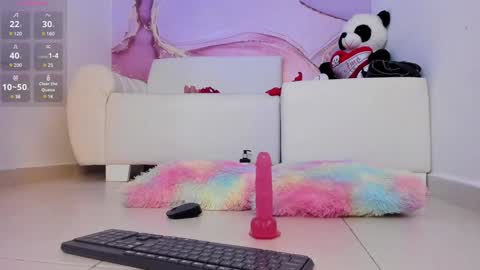 Mariangel  online show from 12.15.24