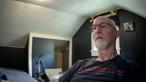 mac8181 online show from 06.06.26